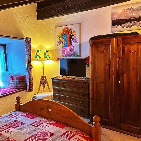 Meizon - La Montagna, Pila, Crevacol, Aosta E Valpelline Appartement Gignod